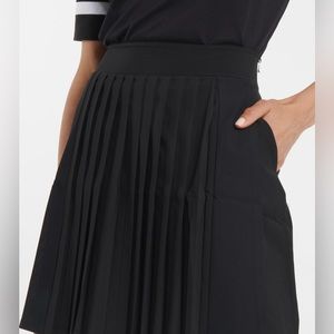 NWT Bogner Verena Pleated Tennis Skort Black Size 8